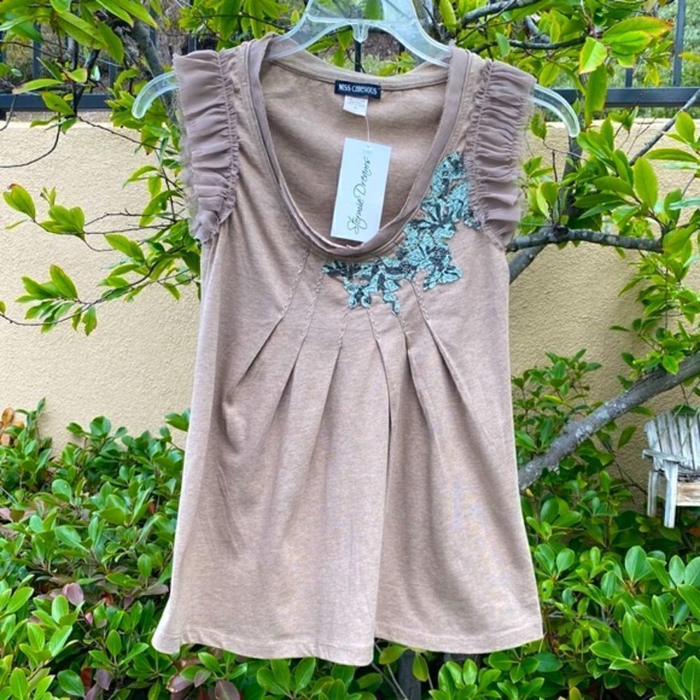 NWT Miss Chievous Tan Top with Floral Applique & Ruffle Cap Sleeve Size S